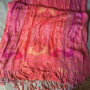 Tapestry scarf